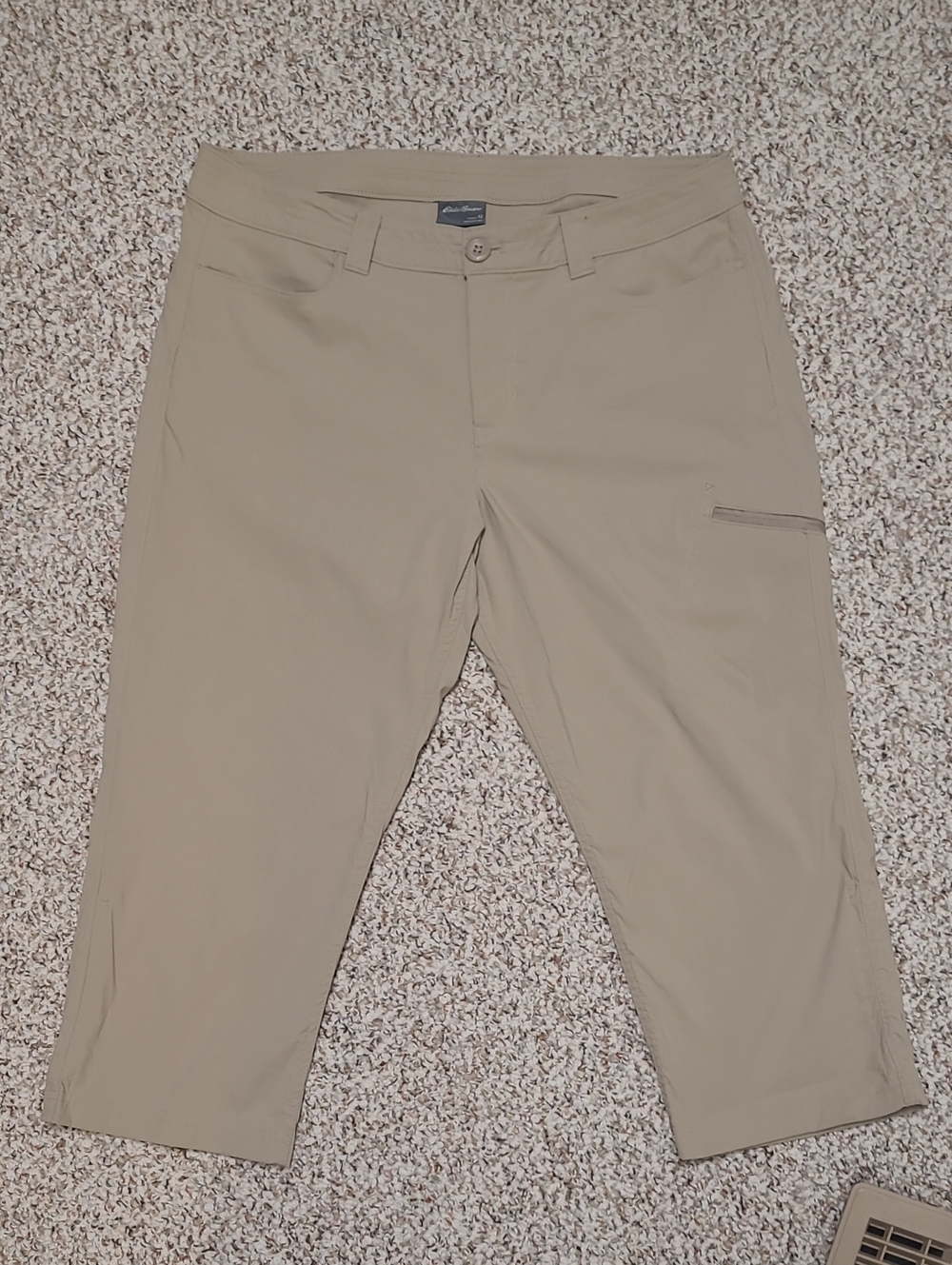 Eddie Bauer Tan Capris